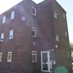 No23 - Bright & Spacious 2nd Floor Flat - Pet Friendly - Noon Check Out Stanwix