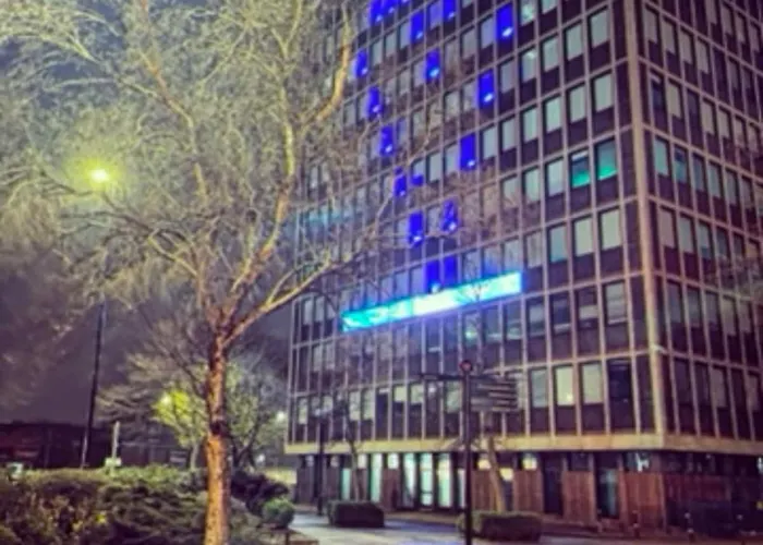 No23 - Bright & Spacious 2nd Floor Flat - Pet Friendly - Noon Check Out 公寓 Stanwix