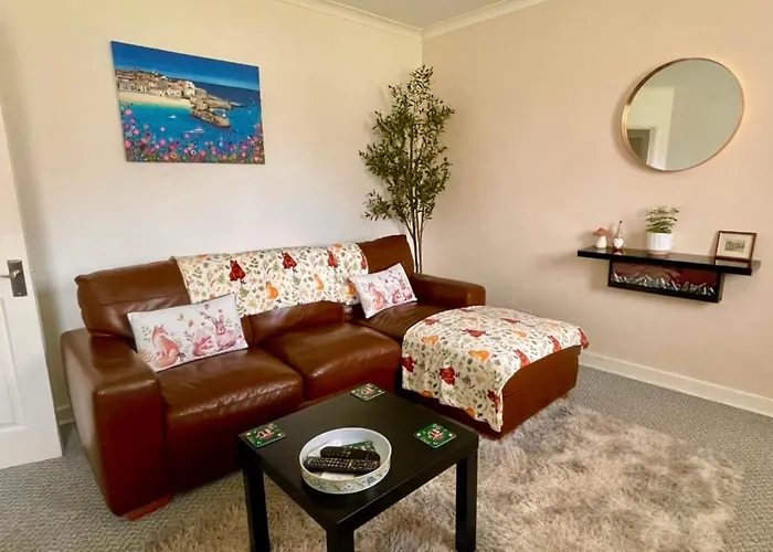 公寓 No23 - Bright & Spacious 2nd Floor Flat - Pet Friendly - Noon Check Out